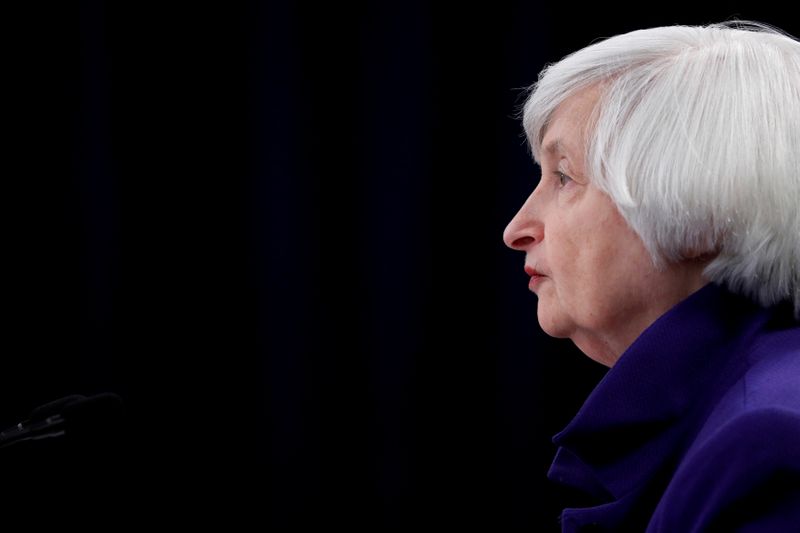 © Reuters. FILE PHOTO: Yellen holds a news conference in Washington