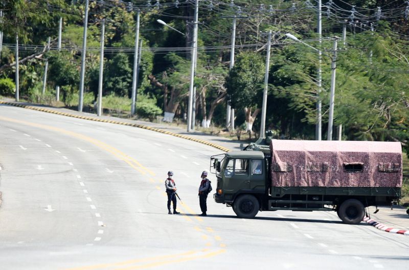 &copy; Reuters. Golpe em Mianmar