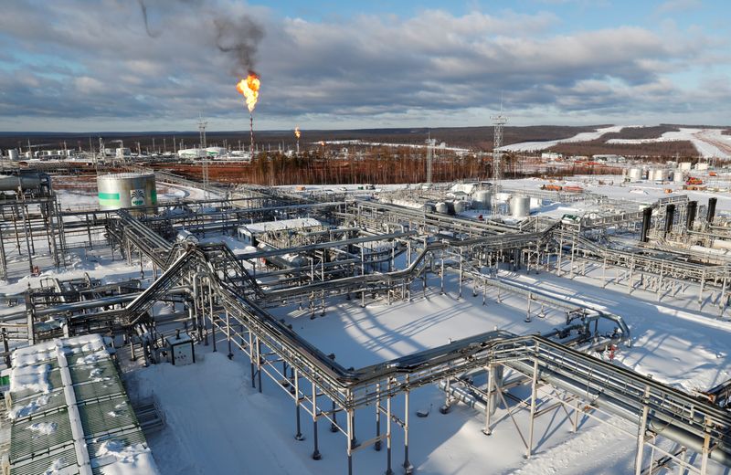 &copy; Reuters. إنتاج روسيا من النفط ومكثفات الغاز يرتفع إلى 10.16 مليون ب/ي في يناير