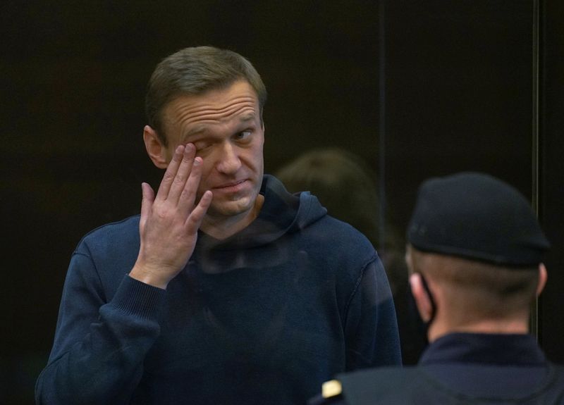 &copy; Reuters. Líder da oposição russa Alexei Navalny durante audiência em tribunal em Moscou