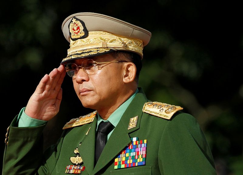 &copy; Reuters. زعيم الانقلاب في ميانمار يقول لحكومته إن الاستيلاء على السلطة كان حتميا