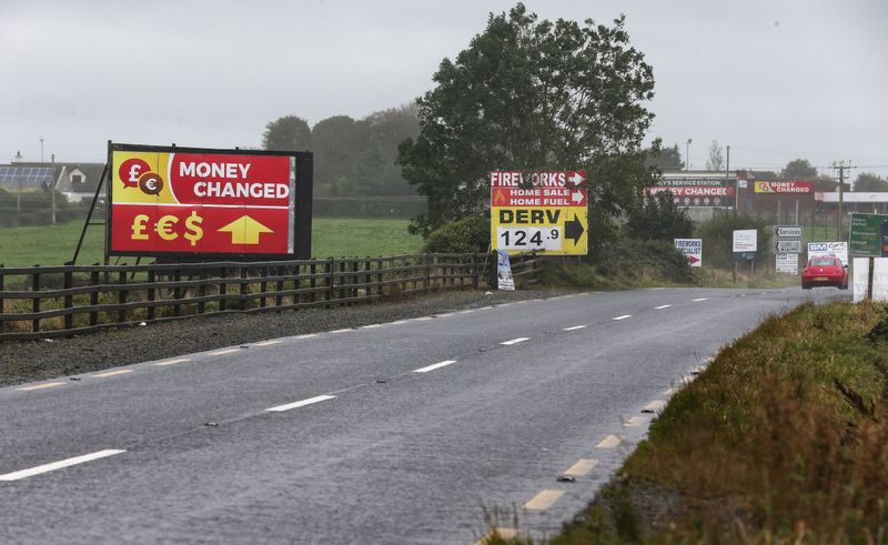 © Reuters. A view of the border crossing between the Republic of Ireland and Northern Ireland near Dundalk