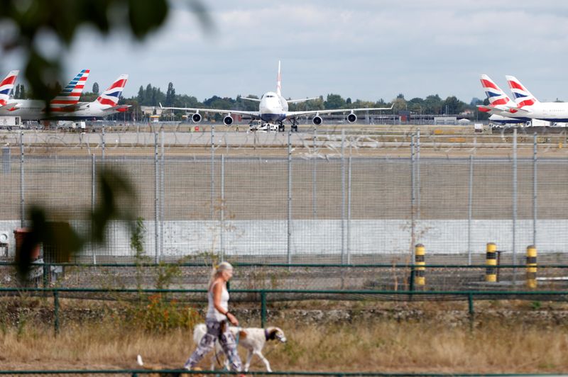 &copy; Reuters. British Airways Boeing 747 G-CIVD leaves London Heathrow airport on it&apos;s final flight in London