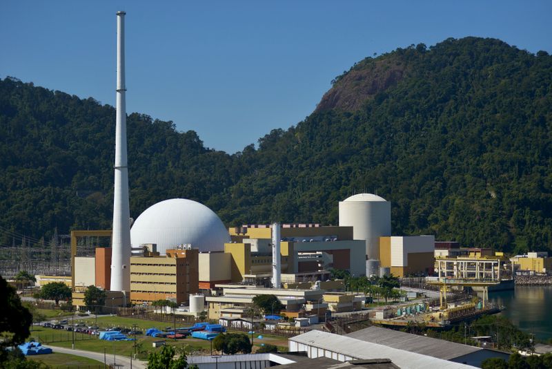 &copy; Reuters. Visão geral do complexo nuclear de Angra dos Reis, no Brasil