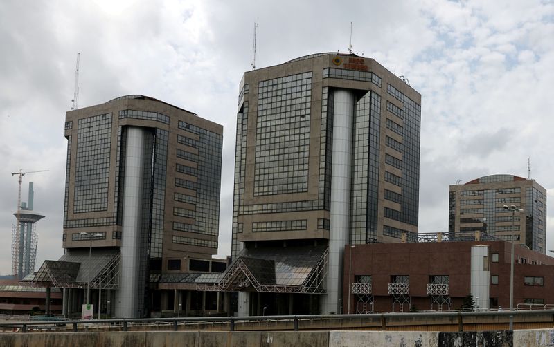 &copy; Reuters. La sede della Nigerian National Petroleum Corporation ad Abuja