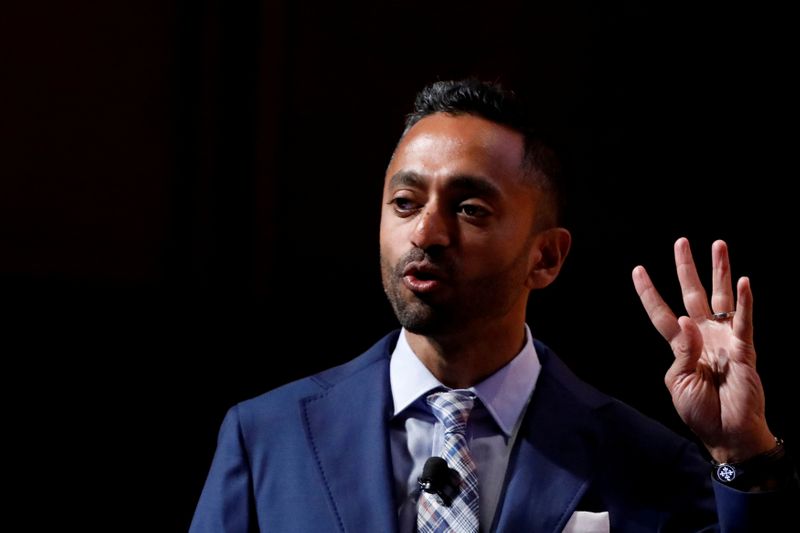 © Reuters. FILE PHOTO: Chamath Palihapitiya, founder and CEO of Social Capital, at a conference in 2017