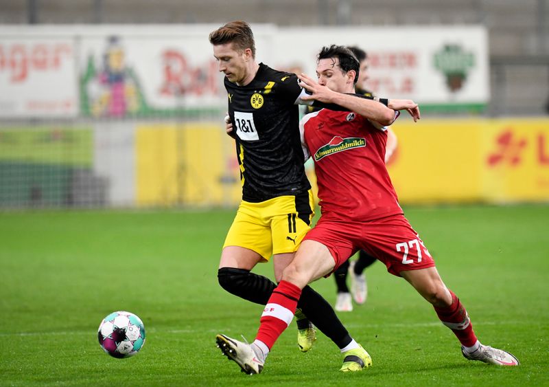 &copy; Reuters. Bundesliga - SC Freiburg v Borussia Dortmund