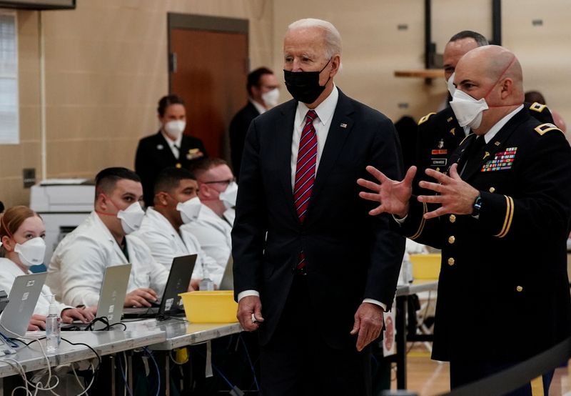 &copy; Reuters. FILE PHOTO: U.S. President Joe Biden visits Walter Reed National Military Medical Center in Bethesda, Maryland