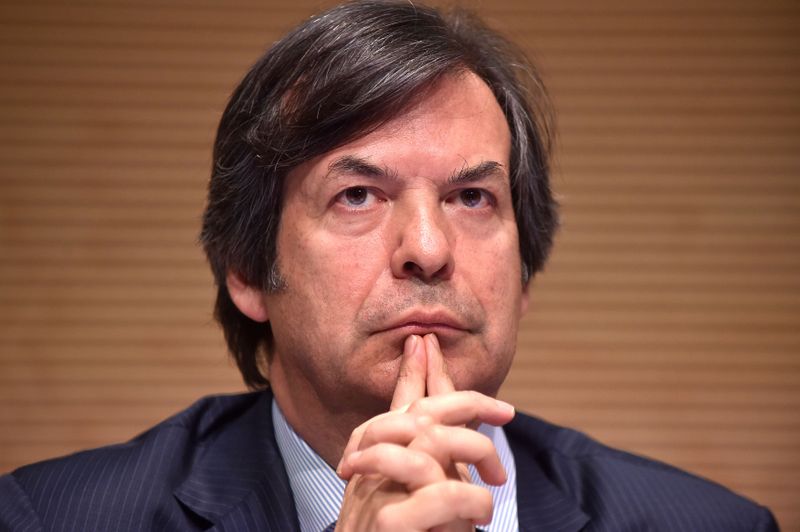 &copy; Reuters. FILE PHOTO: Messina, CEO of Intesa Sanpaolo bank