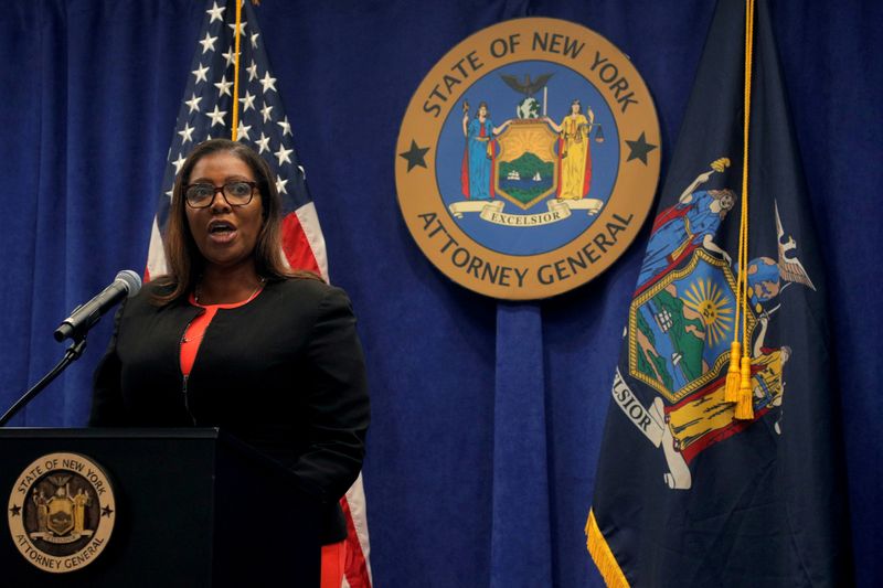 &copy; Reuters. FILE PHOTO: FILE PHOTO: New York State Attorney General, Letitia James, speaks during a news conference, to announce a suit to dissolve the National Rifle Association, In New York