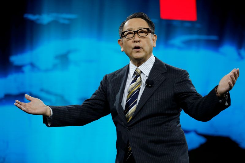 &copy; Reuters. Akio Toyoda, president of Toyota Motor Corporation, speaks at a news conference, where he announced Toyota&apos;s plans to build a prototype city of the future on a 175-acre site at the base of Mt. Fuji in Japan, during the 2020 CES in Las Vegas