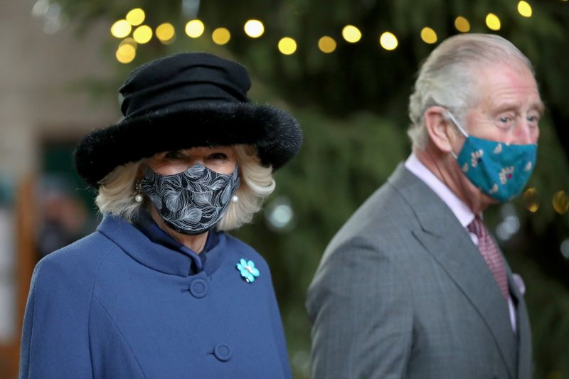 &copy; Reuters. FILE PHOTO:  Britain&apos;s Prince Charles and Camilla, Duchess of Cornwall, visit Salisbury Cathedral