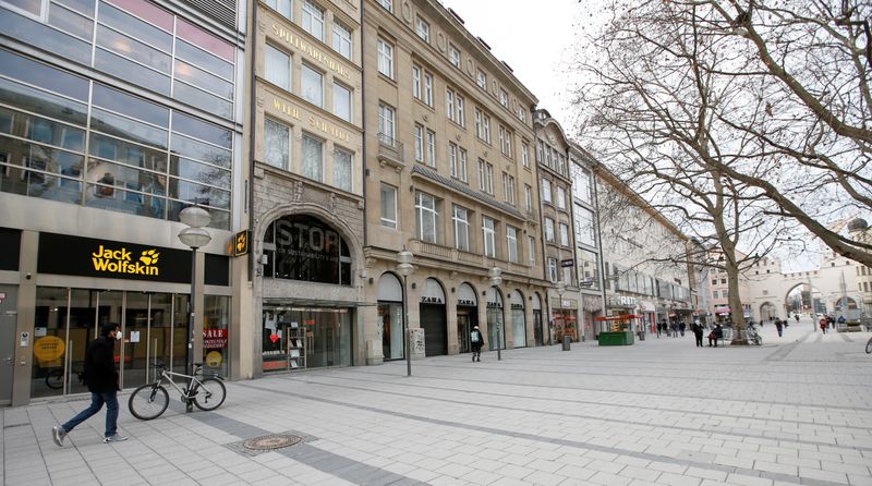 &copy; Reuters. Lojas fechadas por causa da pandemia de Covid-19 em Munique, na Alemanha