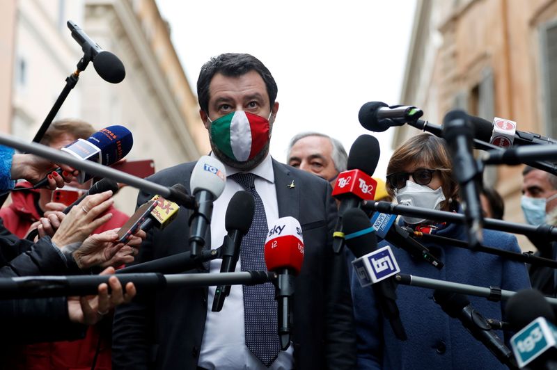 &copy; Reuters. Il leader della Lega Matteo Salvini a Roma