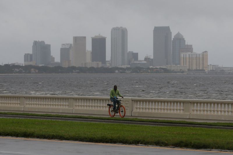 &copy; Reuters. FILE PHOTO: The Tampa skyline is seen before the arrival of Hurricane Irma in 2017