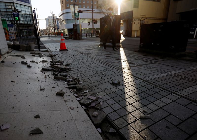 &copy; Reuters. 情報ＢＯＸ：自動車・電機に大きな被害なし、点検で操業停止も　福島沖地震