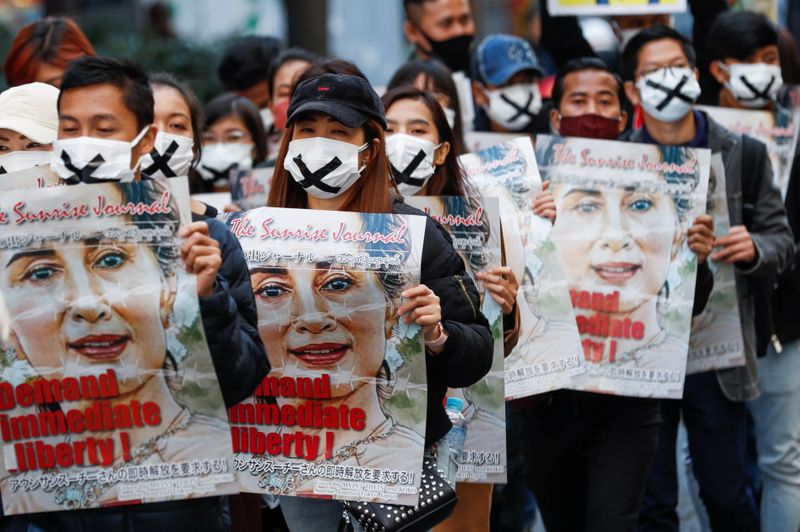 &copy; Reuters. Demonstrators protest against the military coup in Myanmar, in Tokyo