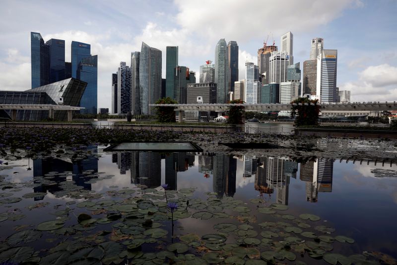 &copy; Reuters. FILE PHOTO: A view of the city skyline in Singapore