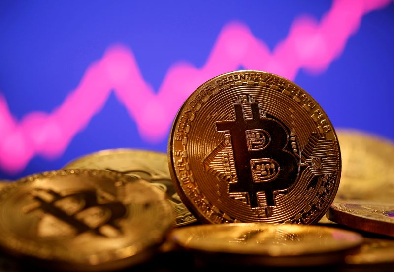 &copy; Reuters. ビットコインが5％超下落、5万ドル目前で利食い売り