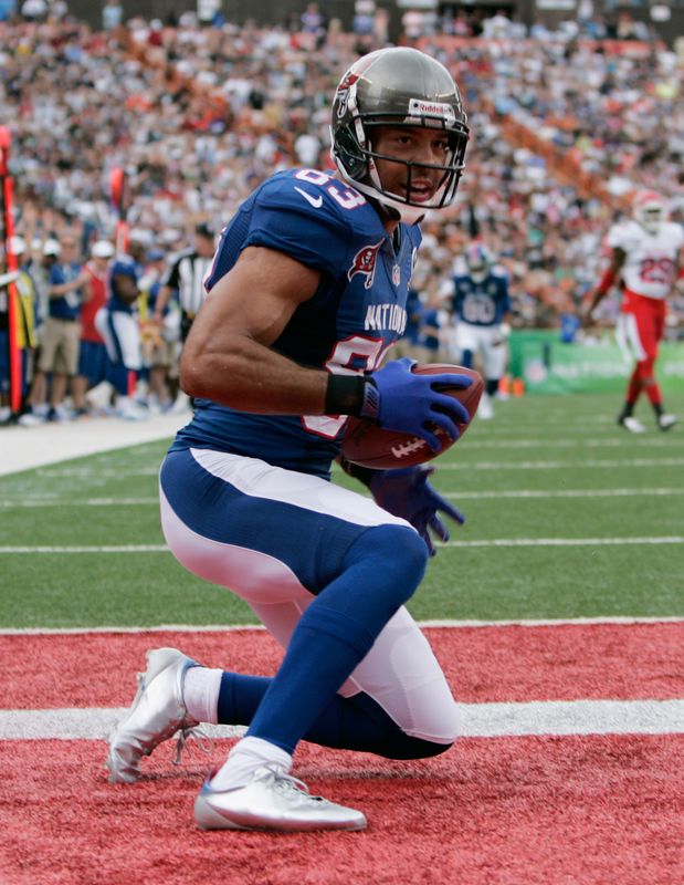 &copy; Reuters. FILE PHOTO: Tampa Bay wide receiver Vincent Jackson of the NFC celebrates after scoring a touchdown during the first quarter the NFL Pro Bowl at Aloha Stadium in Honolulu, Hawaii.