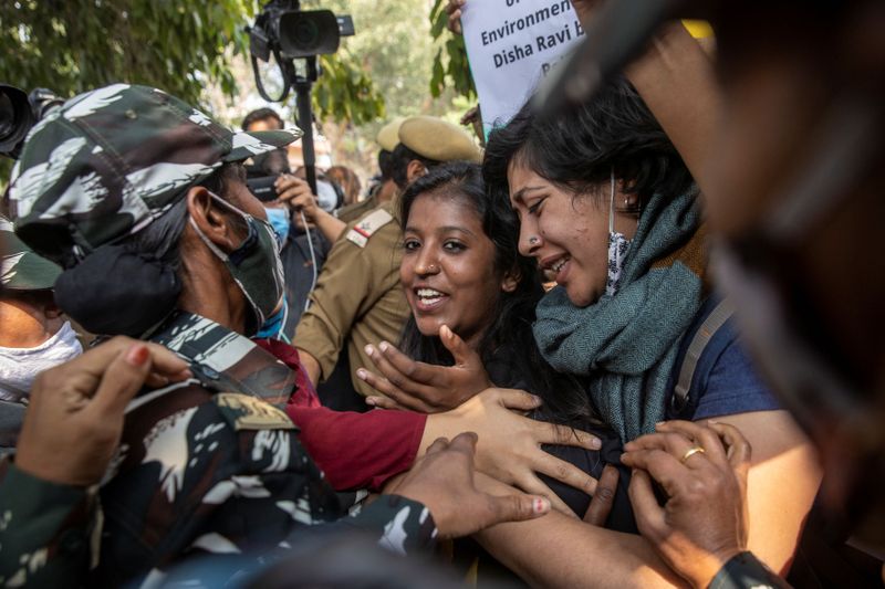 &copy; Reuters. Protest against the arrest of 22-year-old climate activist Disha Ravi, in New Delhi