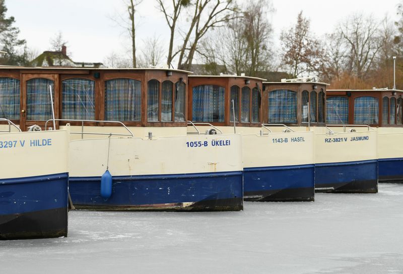&copy; Reuters. FILE PHOTO: Houseboat rental company in preparation for reopening after the lockdown in Germany