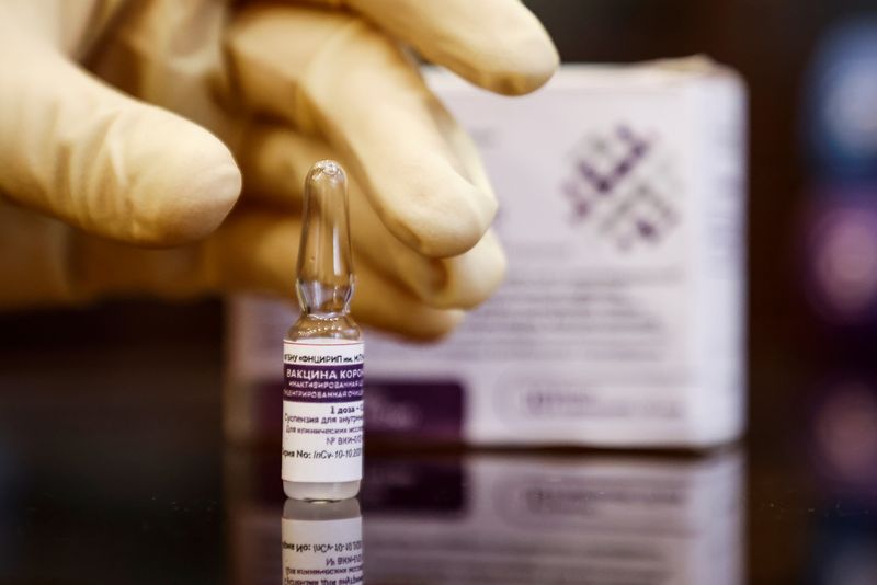 &copy; Reuters. Development of Russia&apos;s third vaccine against the coronavirus disease (COVID-19) in Moscow