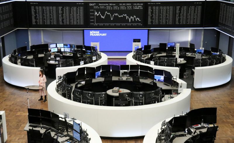 © Reuters. The German share price index DAX graph is pictured at the stock exchange in Frankfurt