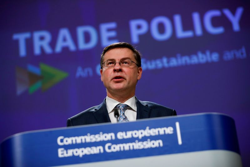 © Reuters. EU trade chief Dombrovskis presents the bloc's trade policy review and ideas for WTO reform