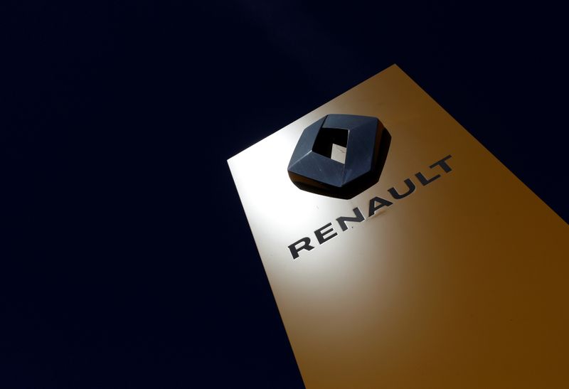 Renault clings to turnaround after record $9.7 billion loss