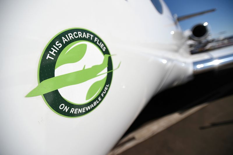 &copy; Reuters. FILE PHOTO: A decal stating &quot;This Aircraft Flies On Renewable Fuel&quot; is seen on on a Gulfstream 650ER business jet at the National Business Aviation Association (NBAA) exhibition in Las Vegas