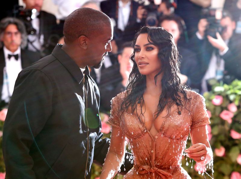&copy; Reuters. FILE PHOTO: Metropolitan Museum of Art Costume Institute Gala - Met Gala - Camp: Notes on Fashion- Arrivals - New York City, U.S. – May 6, 2019 -Kim Kardashian and Kanye West