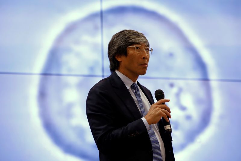 &copy; Reuters. Patrick Soon-Shiong, medical researcher, inventor and chairman of the Chan Soon-Siong Foundation attends the Cancer Moonshot news conference in Taipei