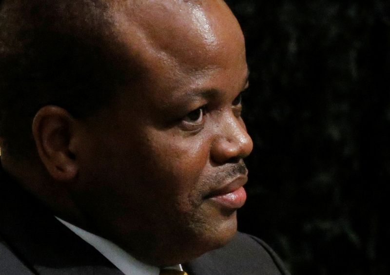 © Reuters. FILE PHOTO: King Mswati III of Swaziland waits to address attendees during the 70th session of the United Nations General Assembly at the U.N. headquarters in New York