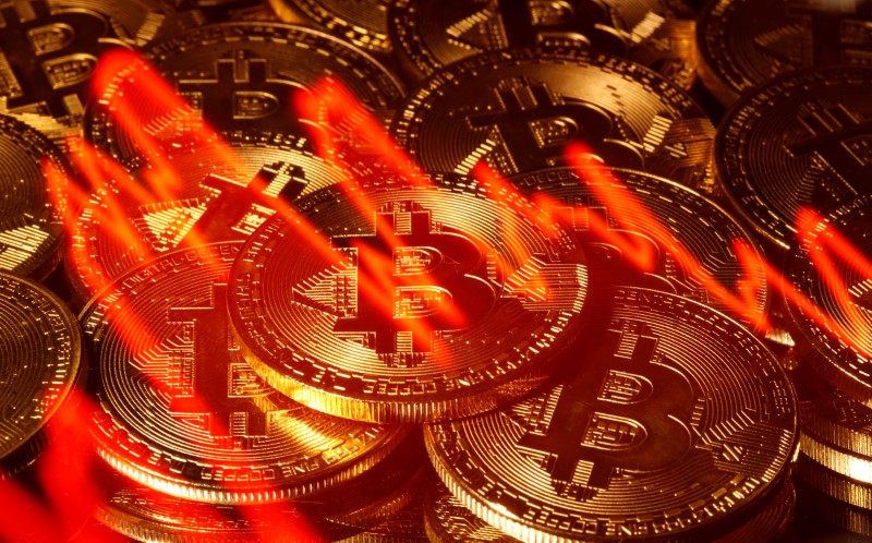 &copy; Reuters. Ilustración fotográfica de la criptomoneda Bitcoin.