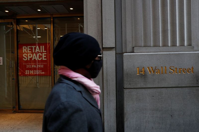 Wall Street ouvre en baisse avant l'audition de Powell