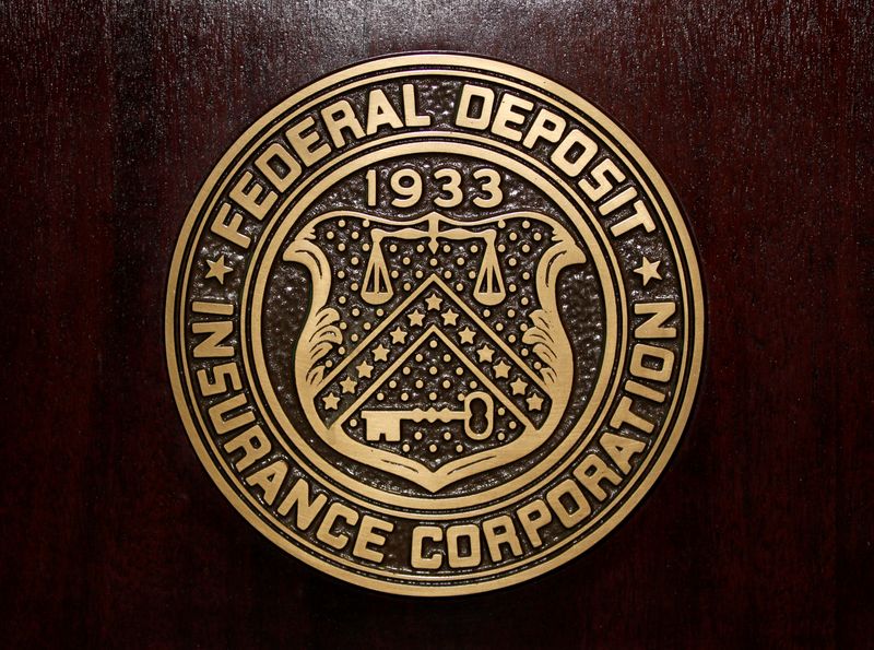 &copy; Reuters. FILE PHOTO: The Federal Deposit Insurance Corp (FDIC) logo is seen at the FDIC headquarters in Washington