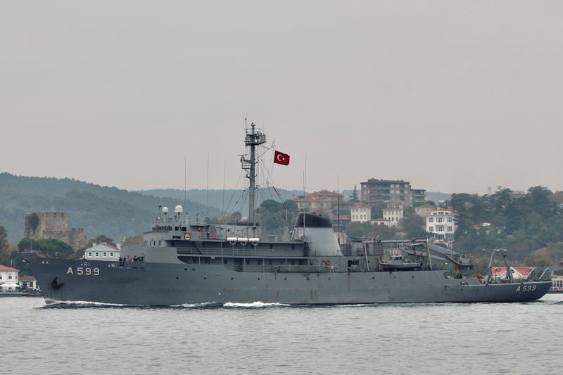 &copy; Reuters. أنقرة تقول إن طائرات يونانية ضايقت سفينة أبحاث تركية في بحر إيجه