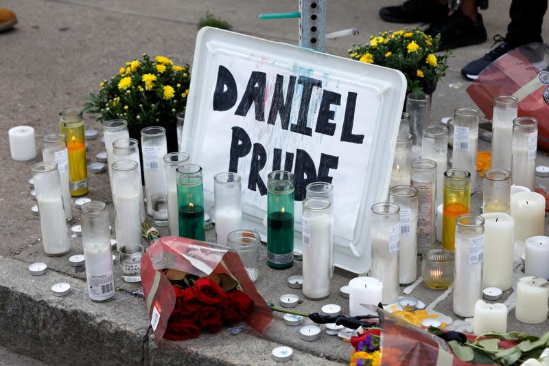 &copy; Reuters. Homenagem a Daniel Prude em Rochester, Nova York