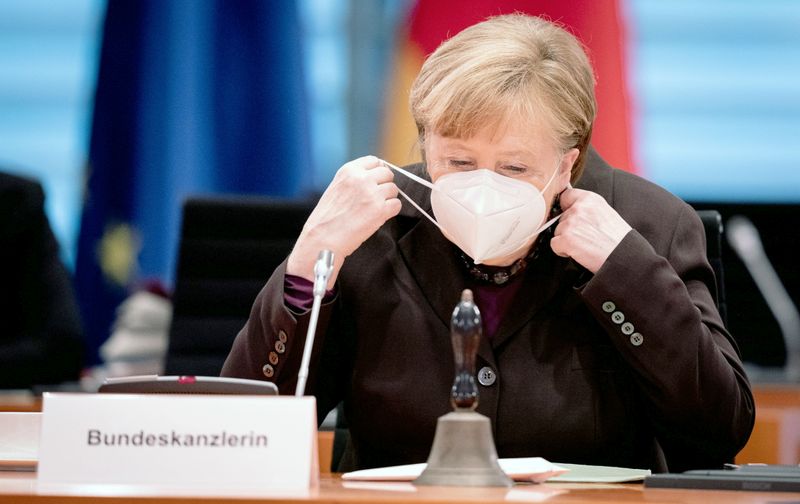 &copy; Reuters. Chanceler da Alemanha, Angela Merkel, durante reunião semanal de gabinete em Berlim