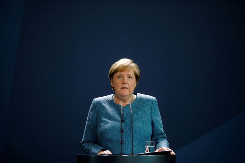 &copy; Reuters. FILE PHOTO: German Chancellor Merkel speaks to media in Berlin