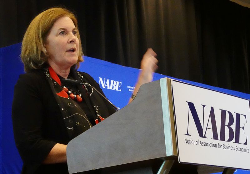 &copy; Reuters. FILE PHOTO: Kansas City Federal Reserve Bank President Esther George addresses the National Association for Business Economics in Denver