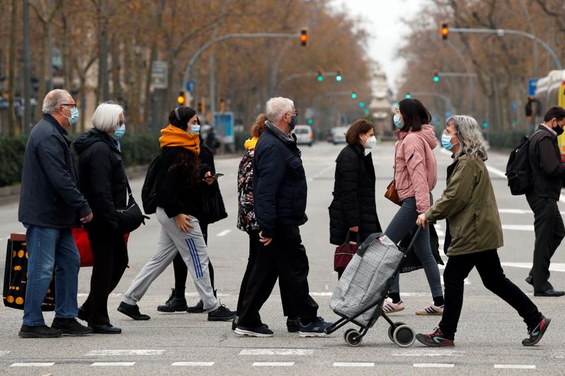 &copy; Reuters. CORONAVIRUS: L&apos;ESPAGNE ENREGISTRE 9.568 NOUVEAUX CAS ET 345 DÉCÈS