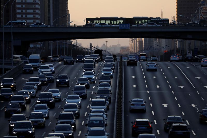 &copy; Reuters. General view shows the traffic during the evening rush hour in Beijing