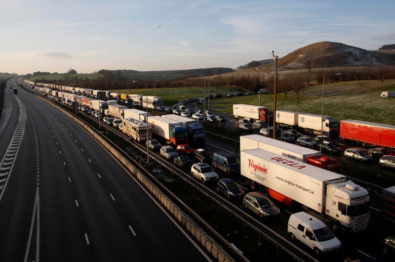 © Reuters. UE: QUATRE PAYS, DONT LA FRANCE, SOUTIENNENT LA RÉFORME DU MARCHÉ CARBONE