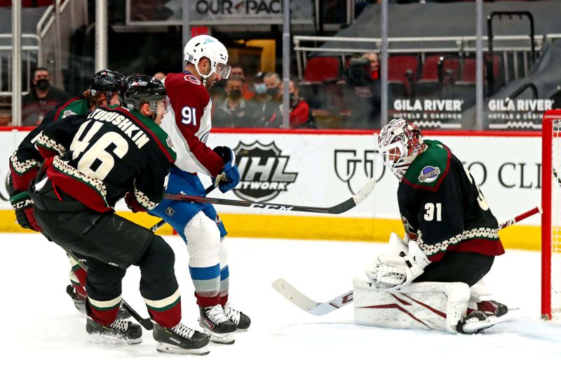 &copy; Reuters. NHL: Colorado Avalanche at Arizona Coyotes