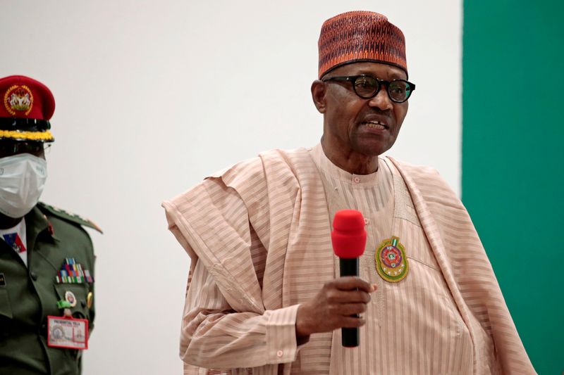 &copy; Reuters. FILE PHOTO: FILE PHOTO: Nigerian President Muhammadu Buhari speaks after security forces rescued schoolboys from kidnappers, in Katsina, Nigeria