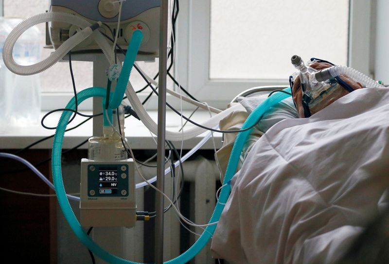 &copy; Reuters. مقتل مريض وإصابة آخر في انفجار للأكسجين في مستشفى بأوكرانيا