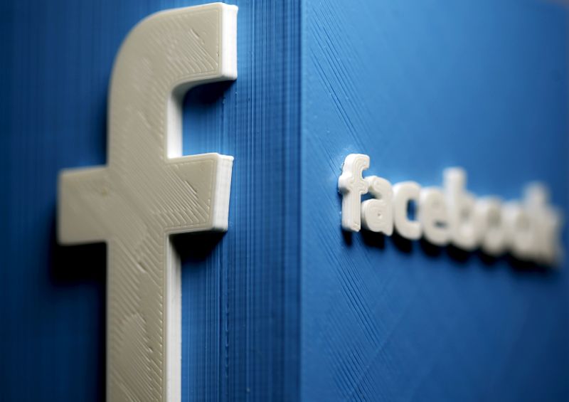 &copy; Reuters. FILE PHOTO: A 3D plastic representation of the Facebook logo is seen in this illustration in Zenica