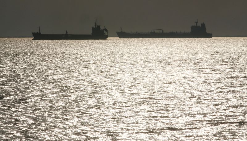 &copy; Reuters. FILE PHOTO: Oil tankers sit anchored off the Fos-Lavera oil hub near Marseille
